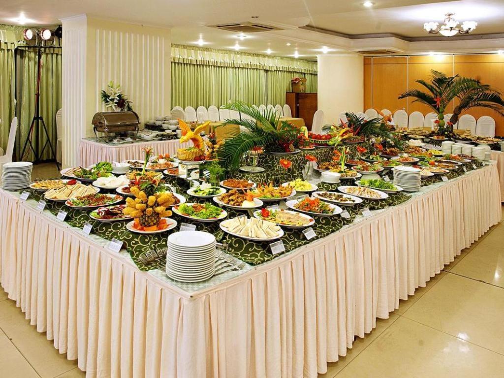 Bamboo Green Central Hotel Da Nang Buitenkant foto