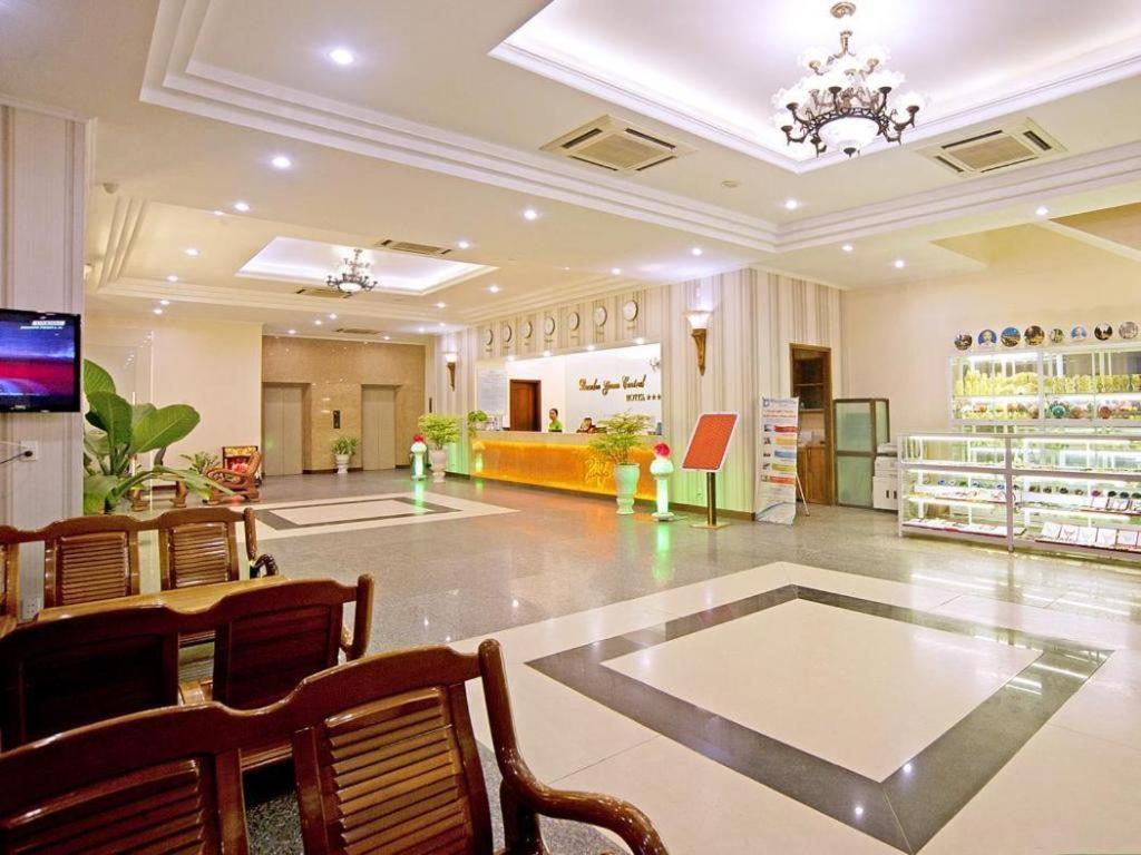 Bamboo Green Central Hotel Da Nang Buitenkant foto