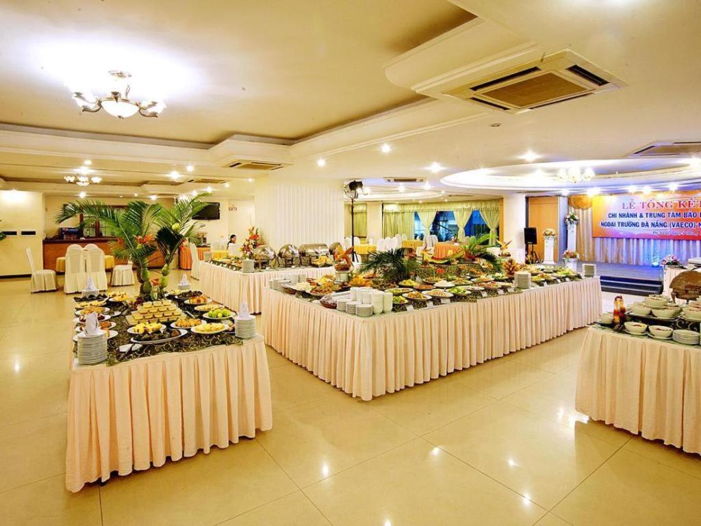 Bamboo Green Central Hotel Da Nang Buitenkant foto