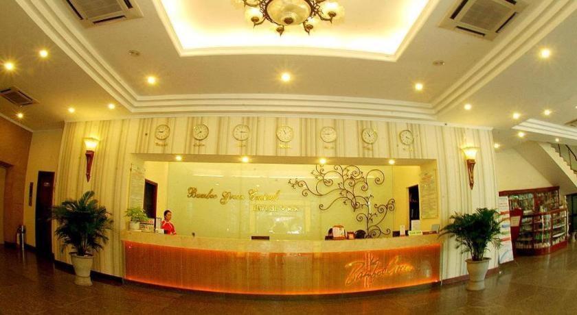 Bamboo Green Central Hotel Da Nang Buitenkant foto