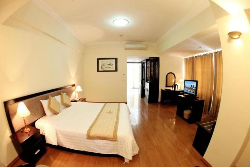 Bamboo Green Central Hotel Da Nang Buitenkant foto